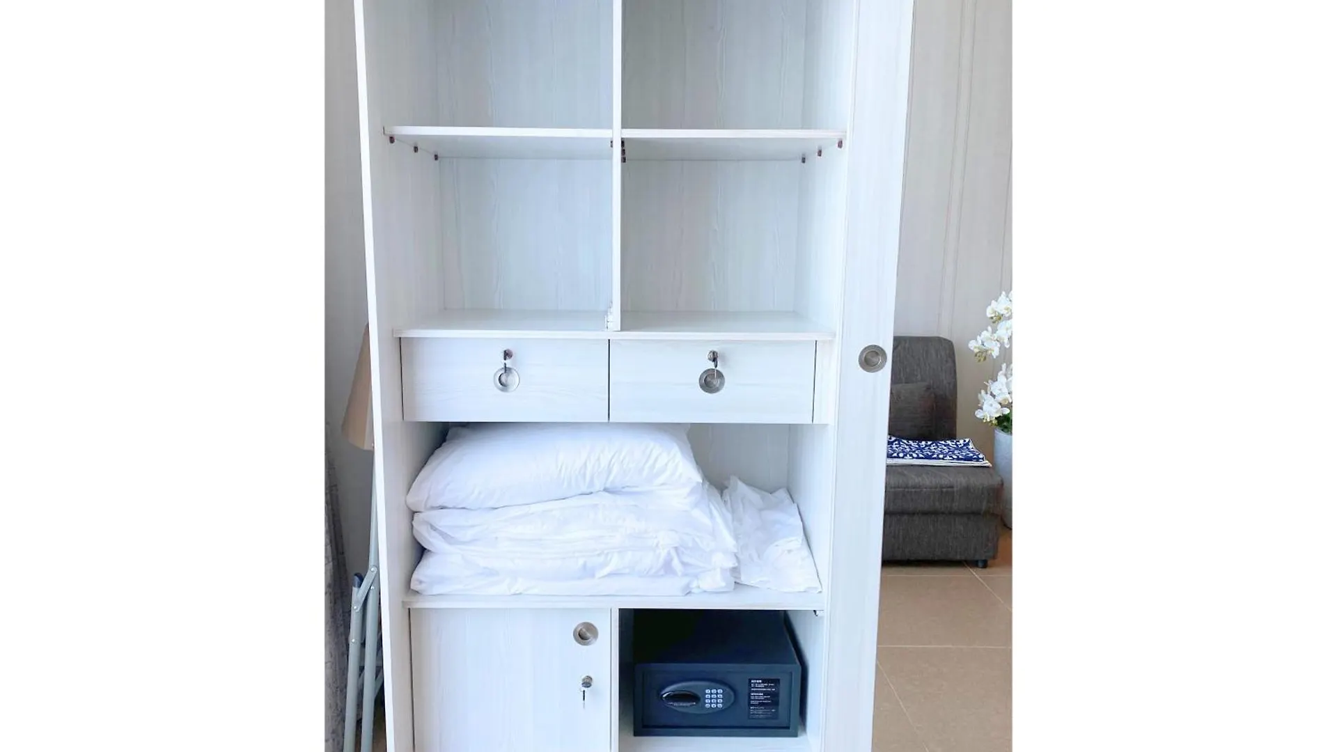 Luxury Studio Apartment - Near Dubai Mall